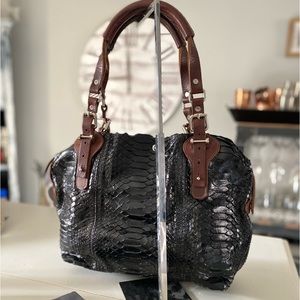 PAURIC SWEENEY genuine snake skin PYTHON black LEATHER shoulder Bag